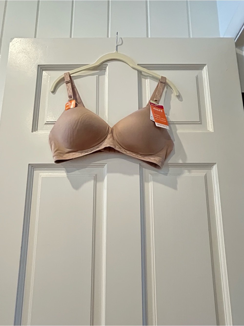 NWT Warners Wireless Seamless Nude T-Shirt Bra - Comfort Support-Cloud 9 -38B - Picture 2 of 3